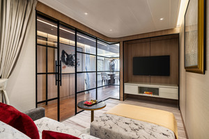 Oceania Suite